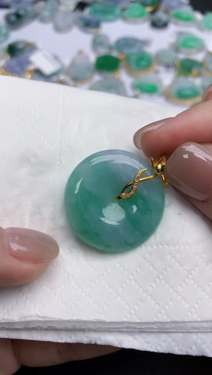 【闪购商品】翡翠颈饰18K金镶嵌天然缅甸翡翠A货