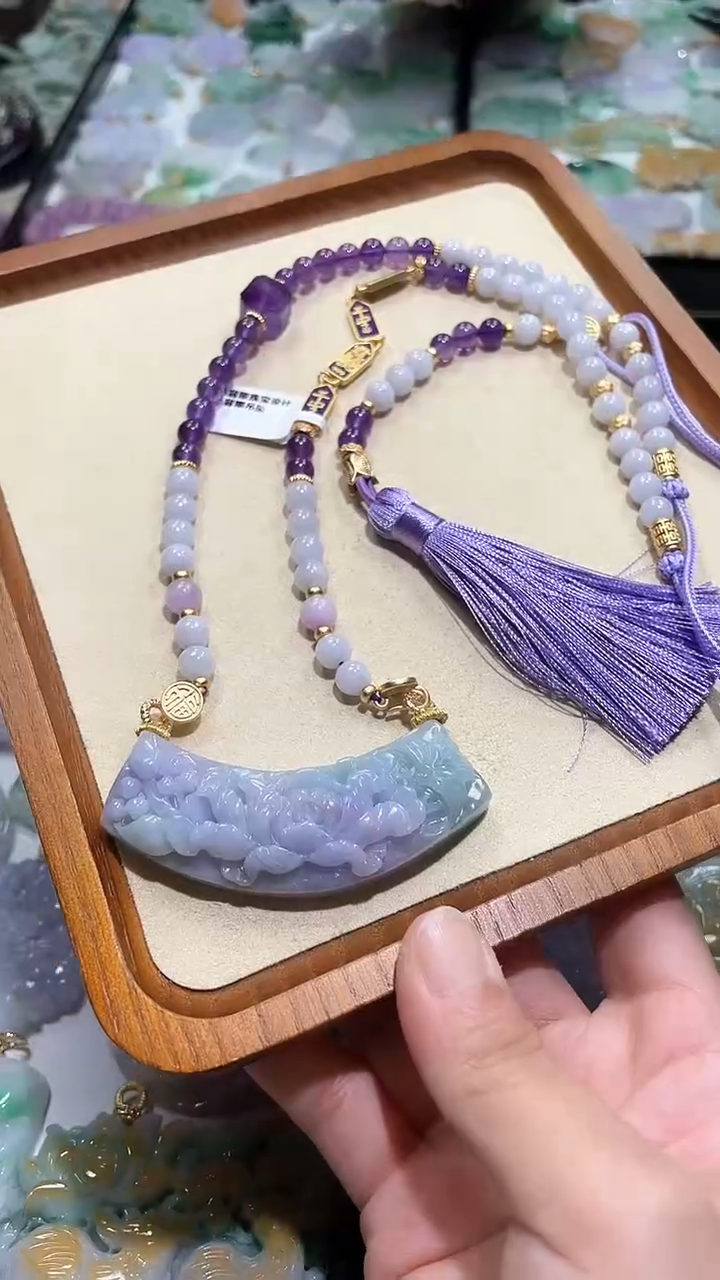 【闪购商品】翡翠颈饰未镶嵌吊坠