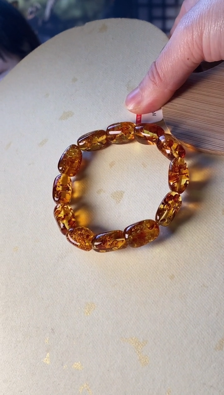 【闪购商品】琥珀颈饰未镶嵌花珀随形0000