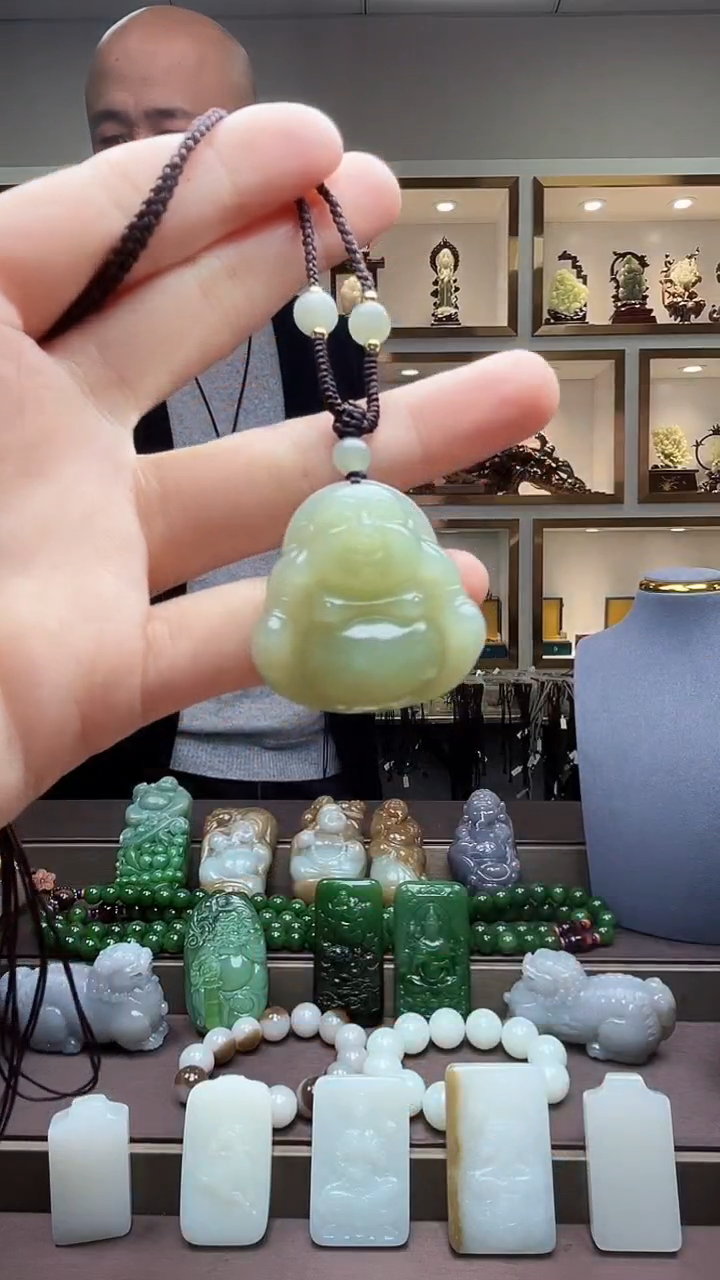 【闪购商品】和田玉颈饰未镶嵌苏