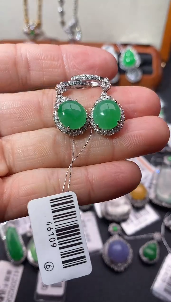 【闪购商品】翡翠耳饰18K金镶嵌耳饰