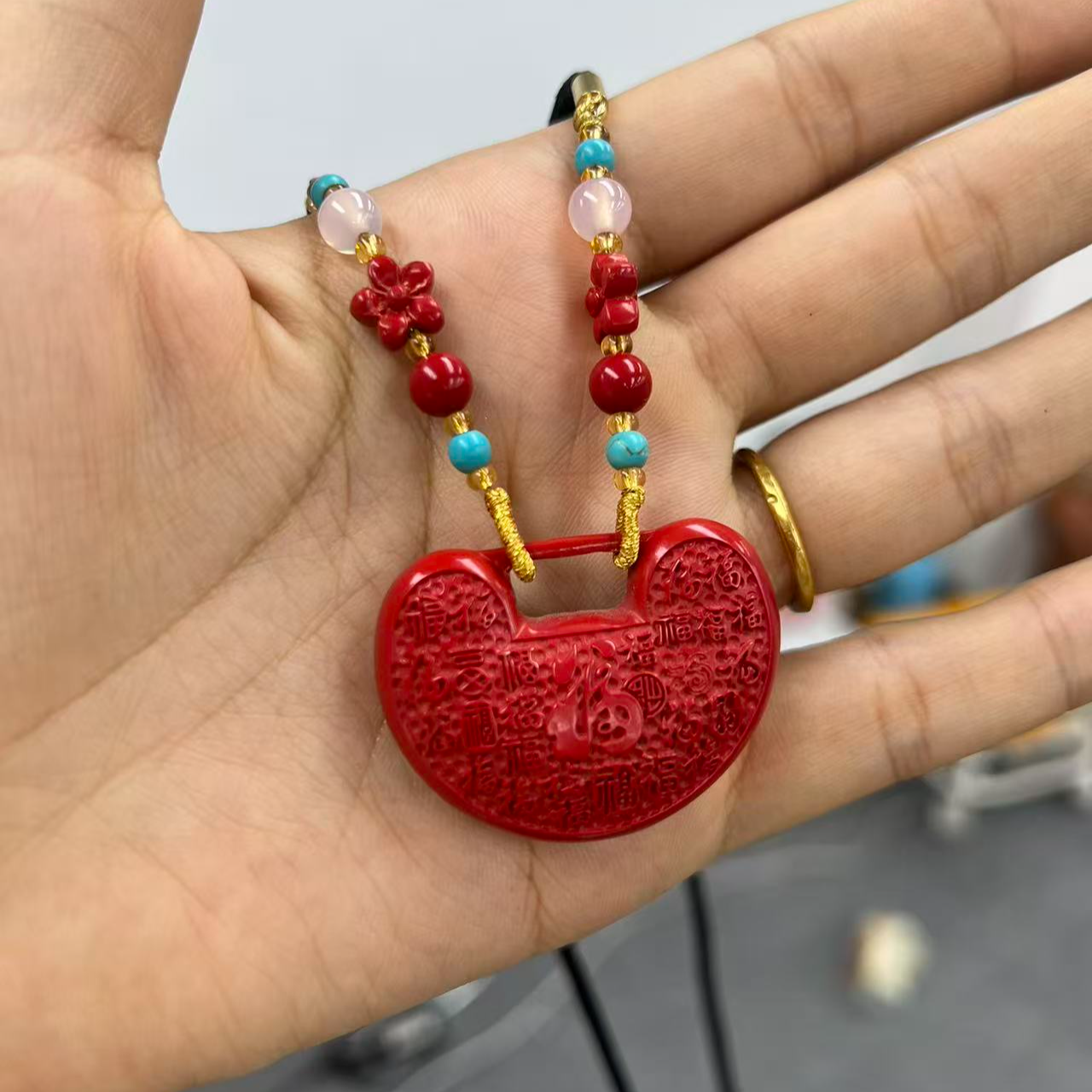 含辰砂工艺品精品红砂百福锁