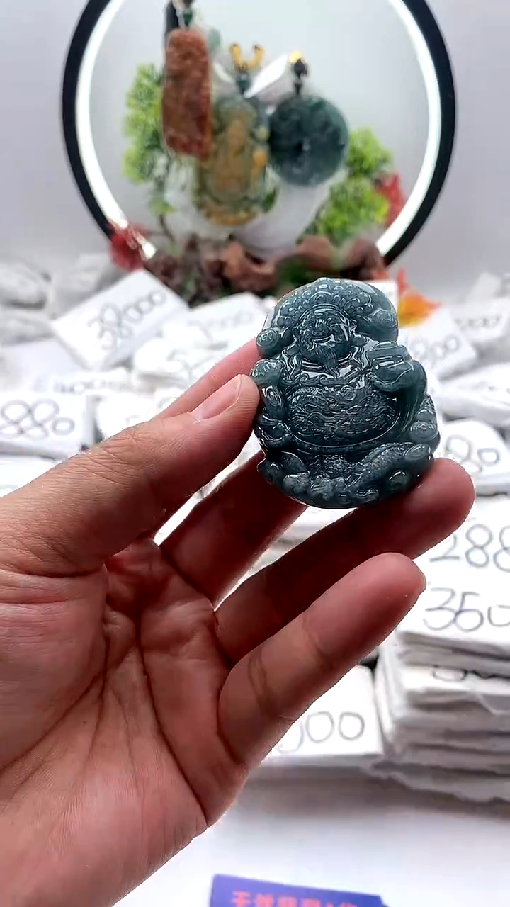 【闪购商品】翡翠颈饰未镶嵌财神