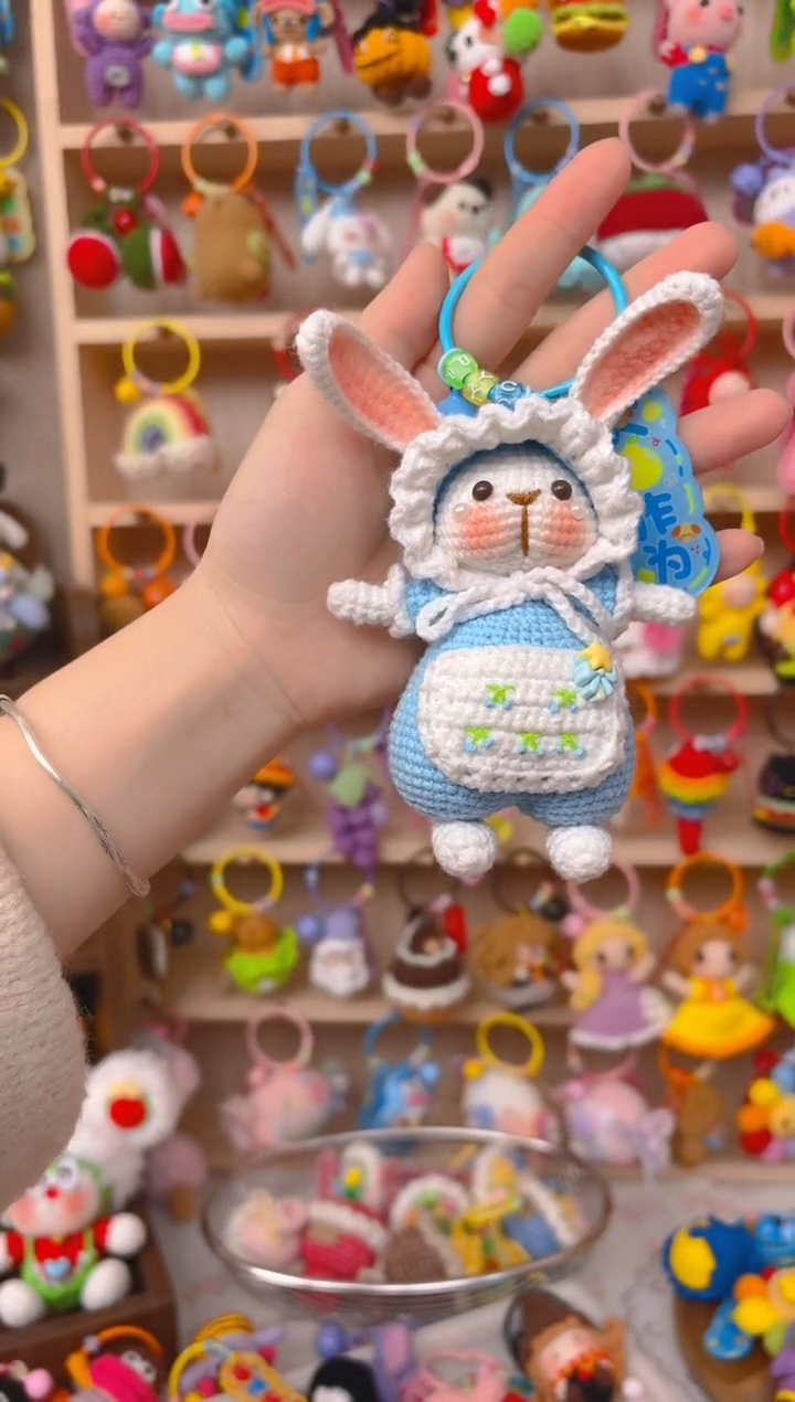 纯手工制作毛线钩织成品糖兔