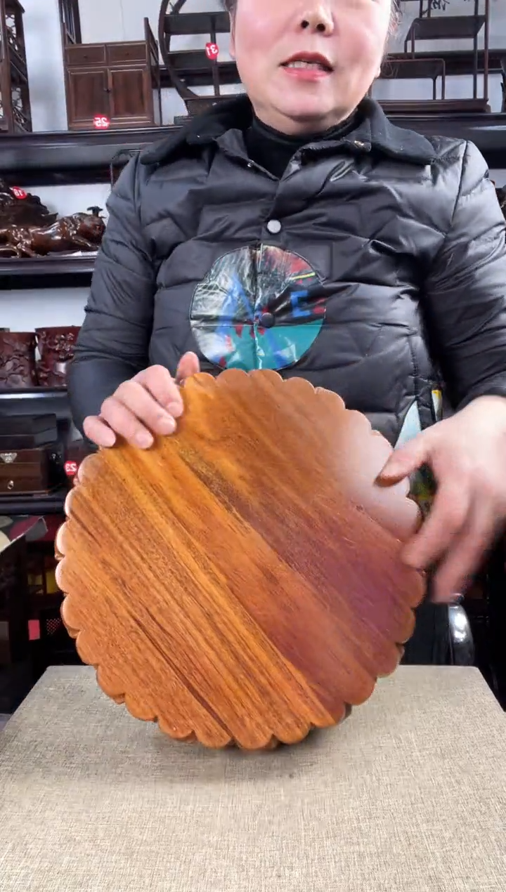 木老李红木工艺品411瑕疵