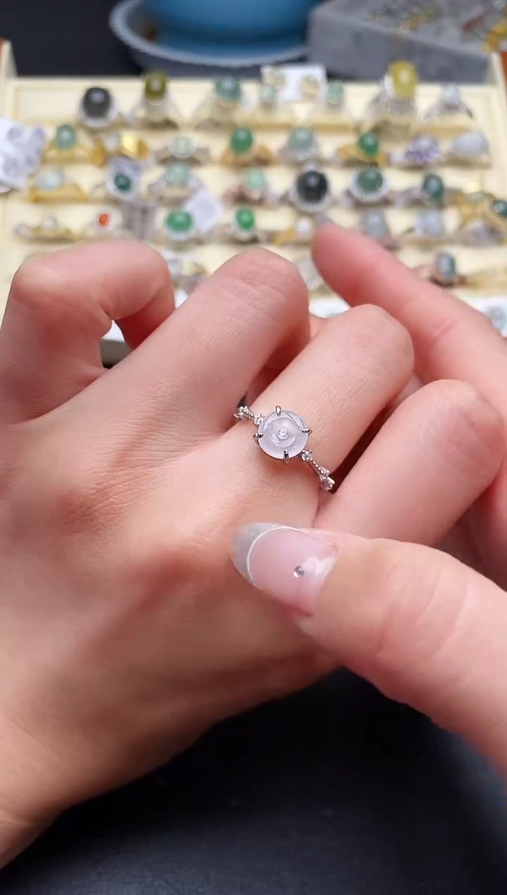 【闪购商品】翡翠戒指银S925镶嵌6666666+3