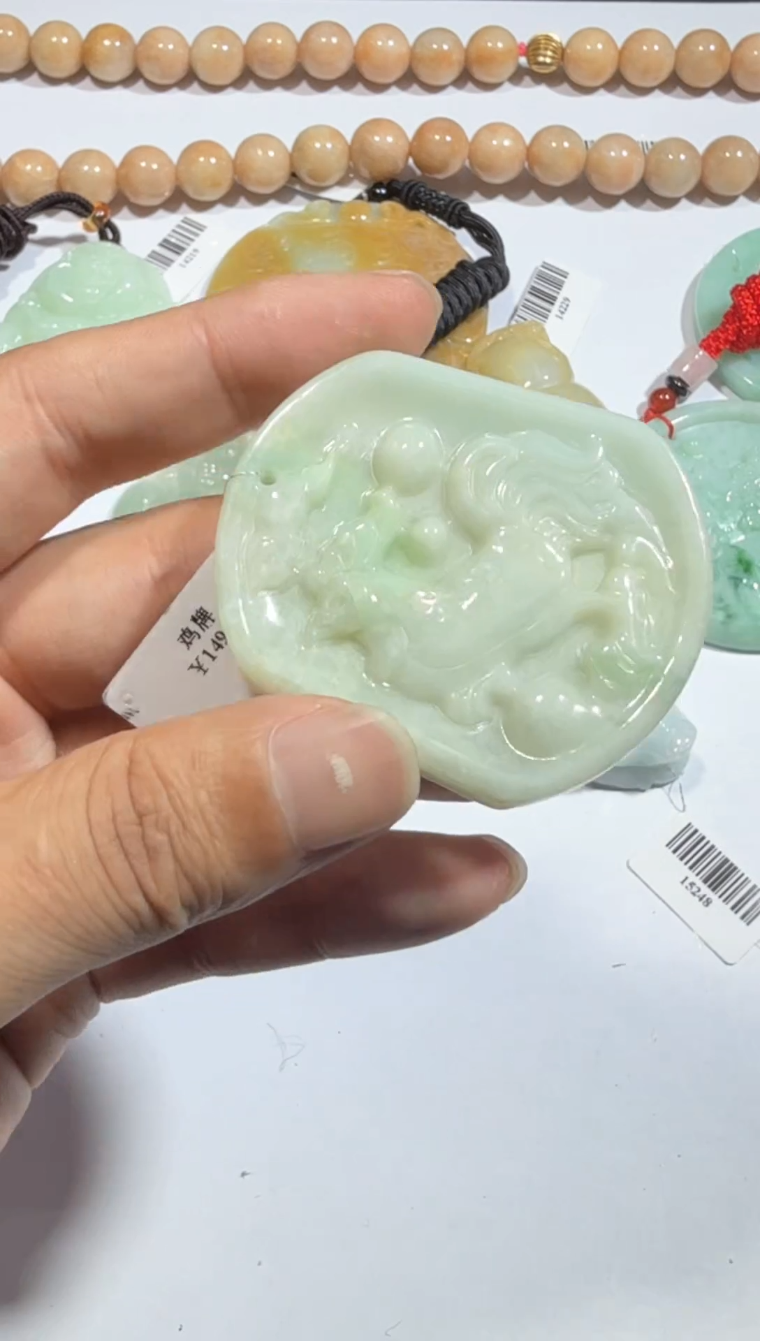 【闪购商品】翡翠颈饰未镶嵌 00015484