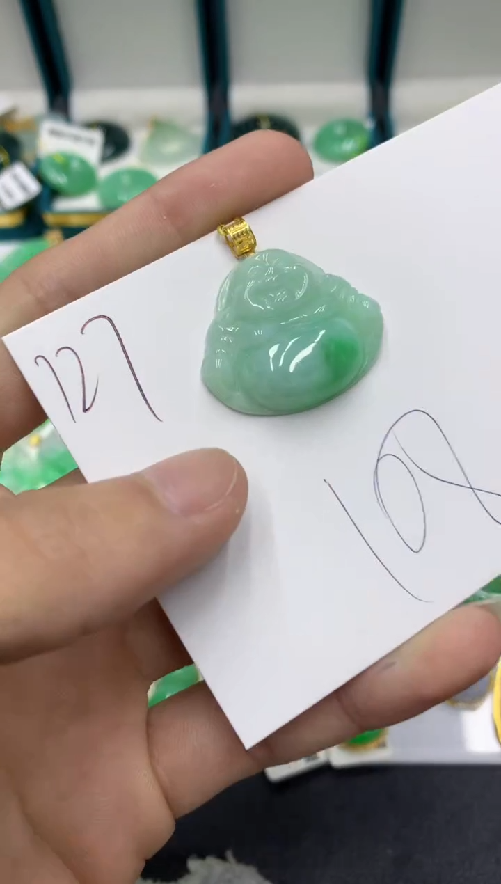 【闪购商品】翡翠颈饰18K金镶嵌翡翠