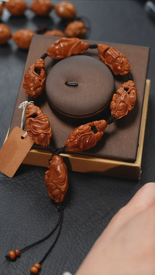 【闪购商品】橄榄核吊坠 梦梦精品核雕