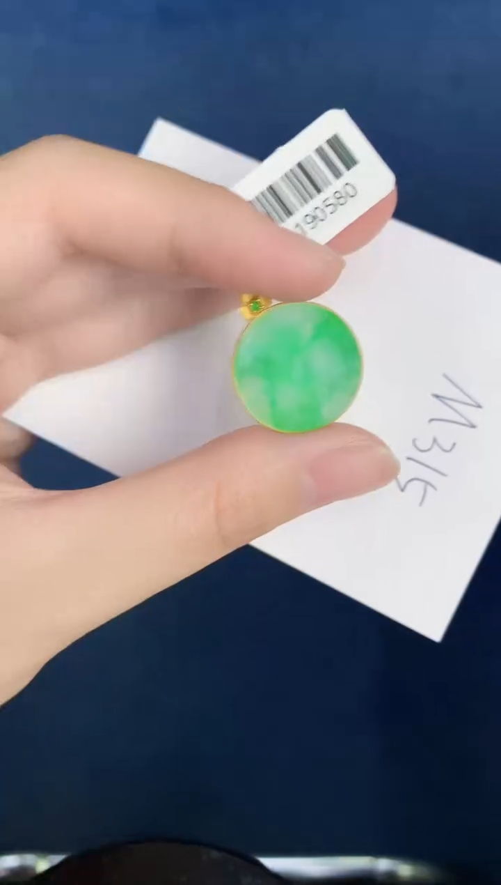 【闪购商品】翡翠颈饰18K金镶嵌000000000