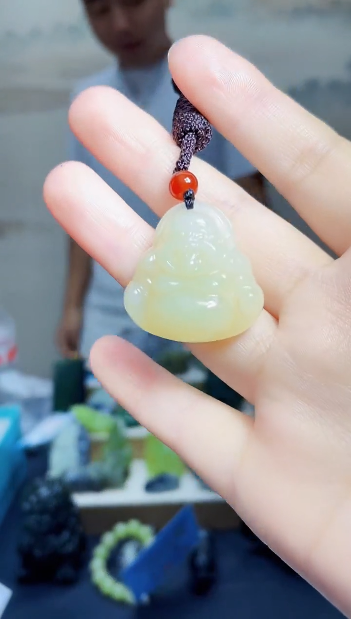 和田玉未镶嵌颈饰1