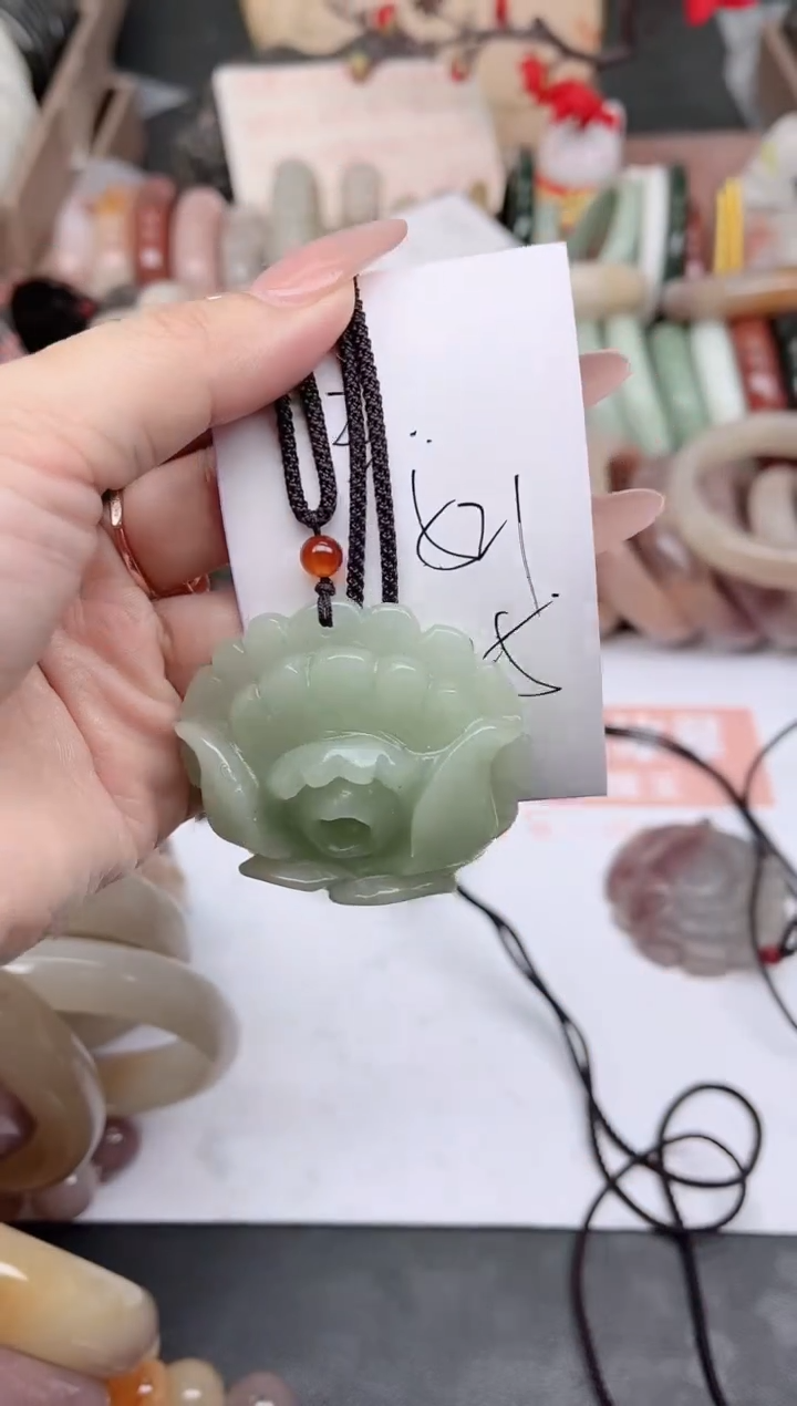 未镶嵌手镯石英质玉521