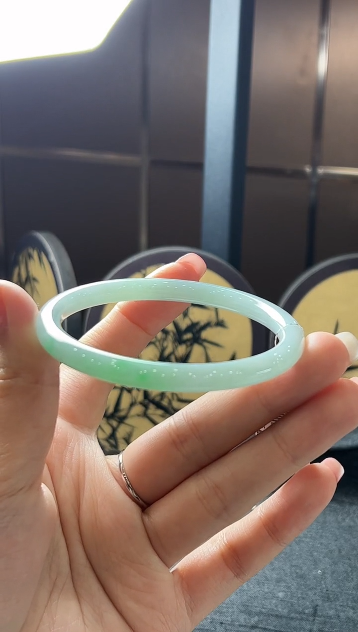 【闪购商品】翡翠手镯未镶嵌翡翠手镯（59）