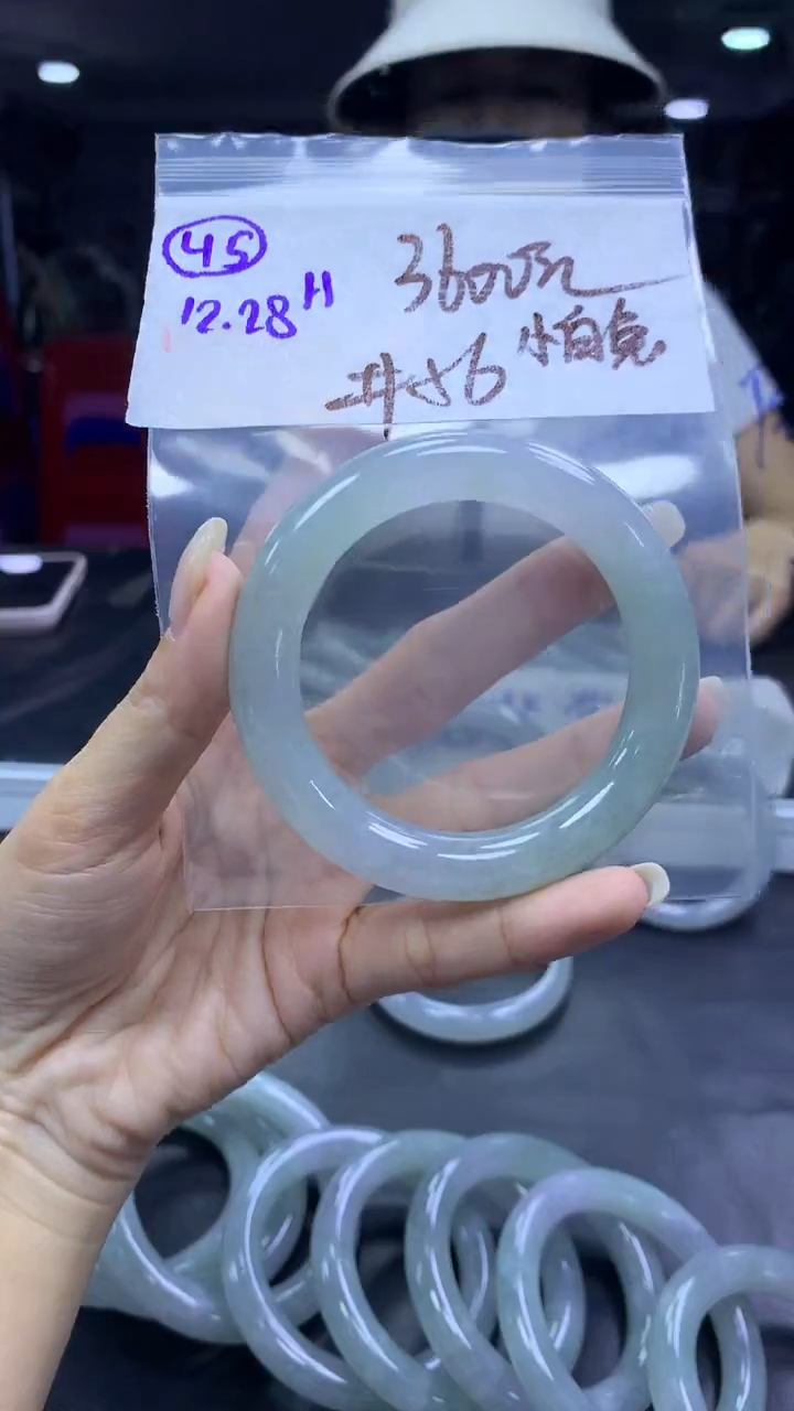 未镶嵌定制翡翠小***树45手镯56+3600元+拍一发一