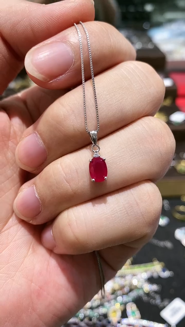 【闪购商品】红宝石颈饰银S925镶嵌吊坠