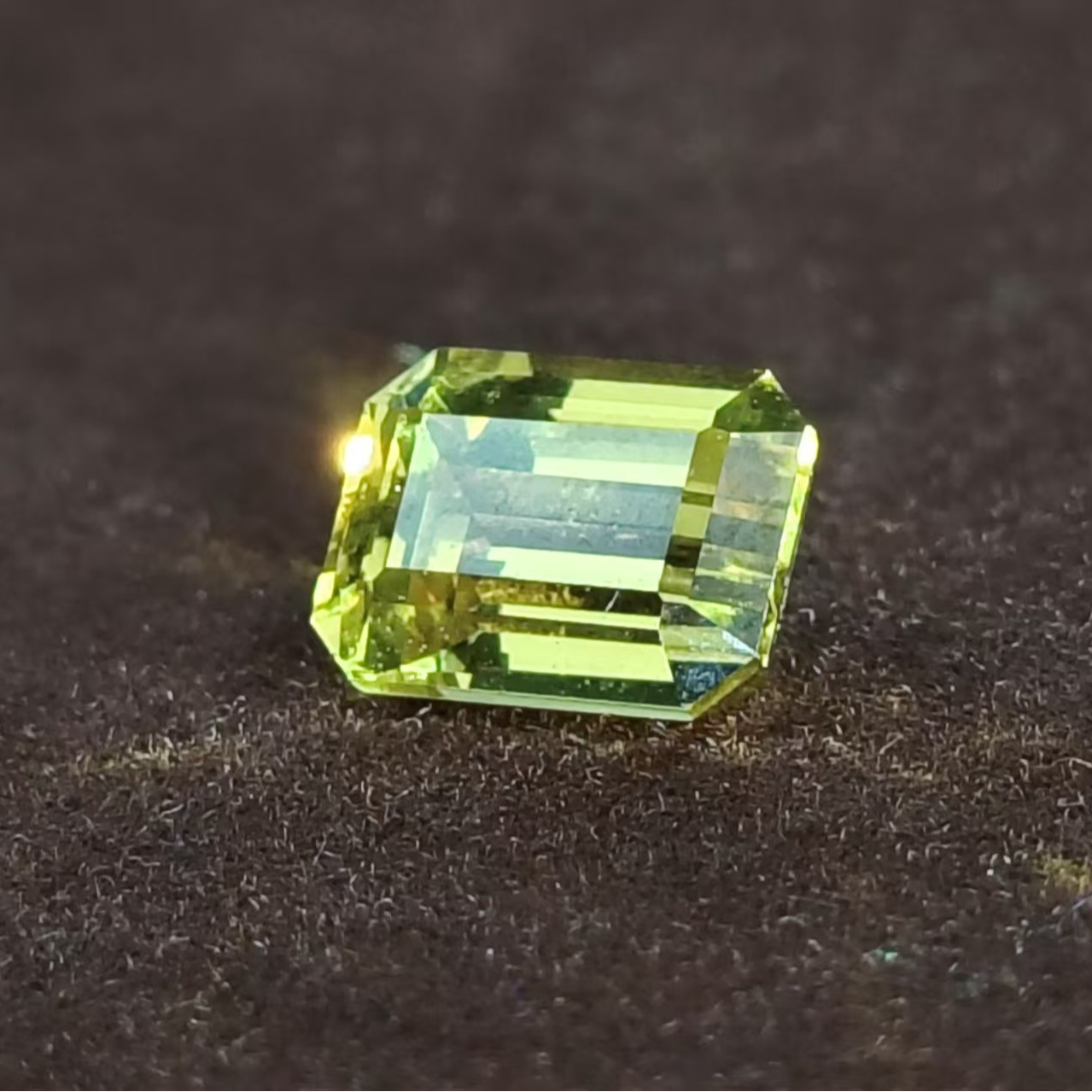 培育蓝宝石#2.79ct黄蓝宝祖母绿长方型8.0*6.1高精切裸石支持双检
