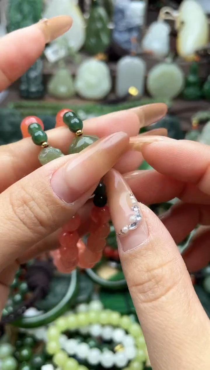 颈饰未镶嵌和田玉未镶嵌和田玉吊坠多样性拍一发一