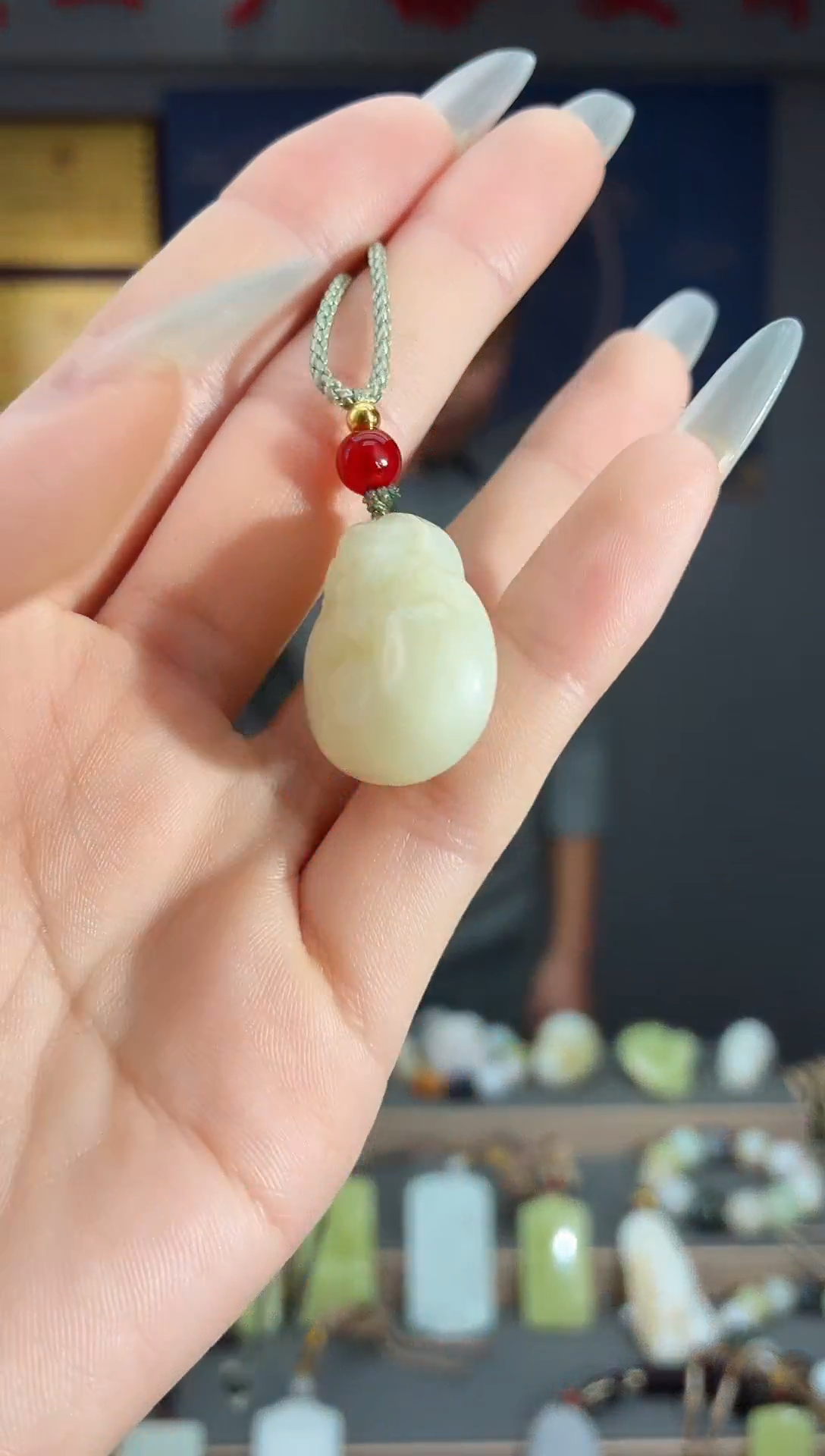 颈饰未镶嵌和田玉1