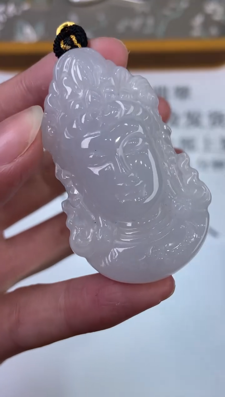 翡翠挂件未镶嵌1007808   