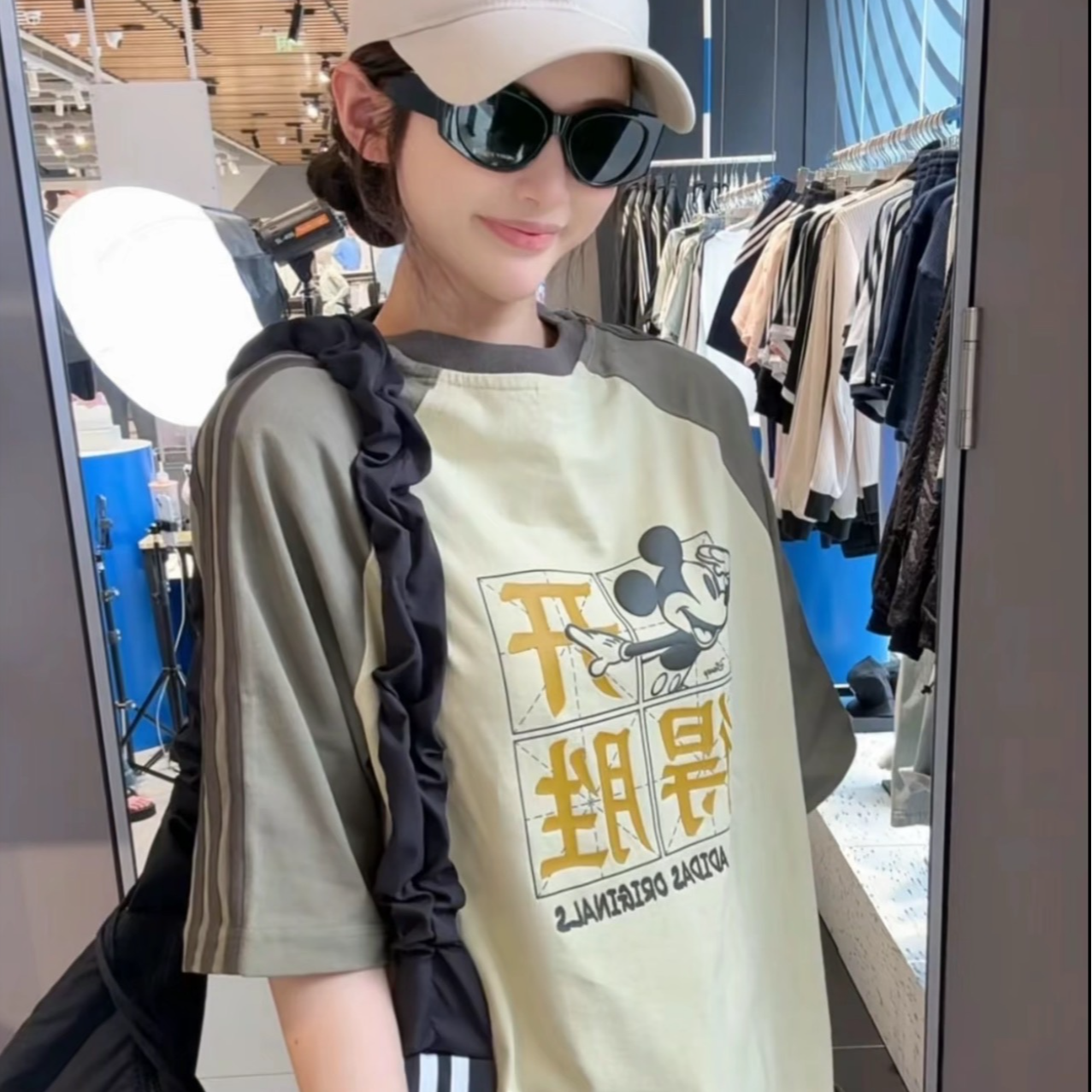 adidas/阿迪达斯三叶草迪士尼联名款圆领纯棉运动短袖T恤KU3101
