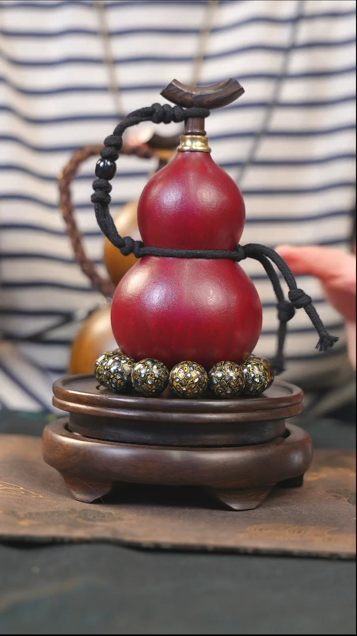 【闪购商品】YJ104大漆酒葫芦不包手串及旋转底座