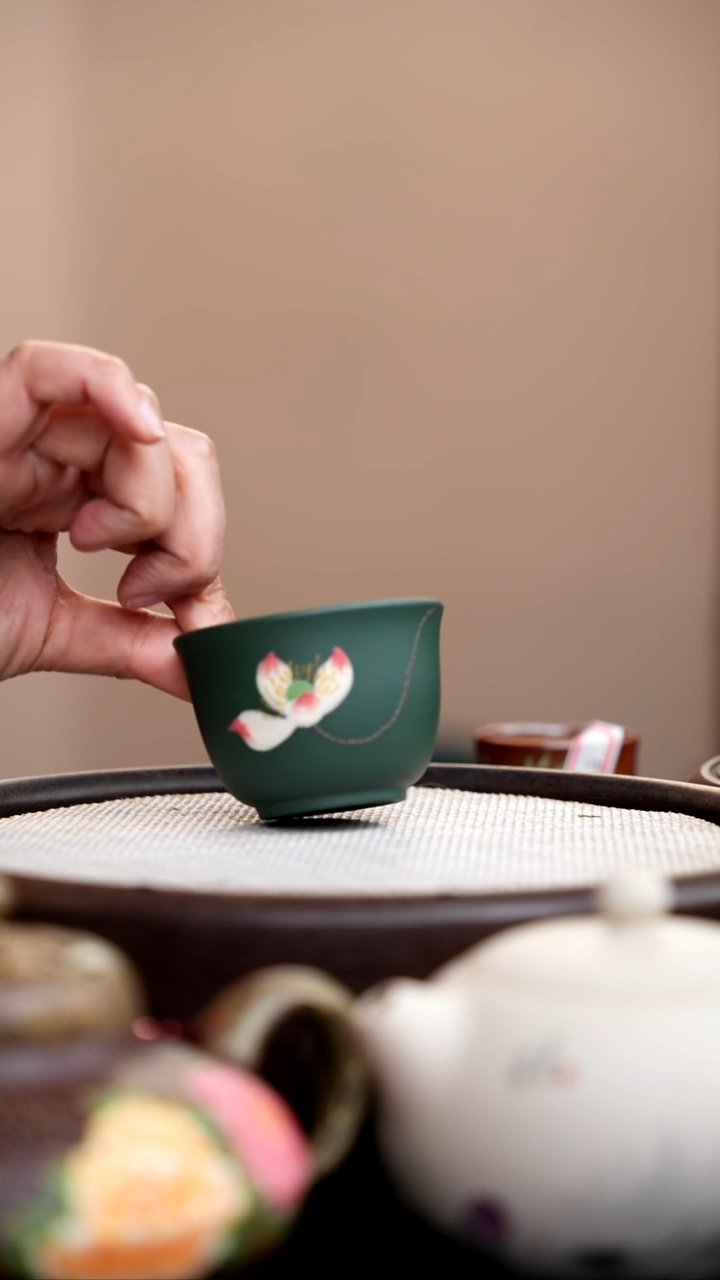 茶壶紫砂民国绿彩荷小杯