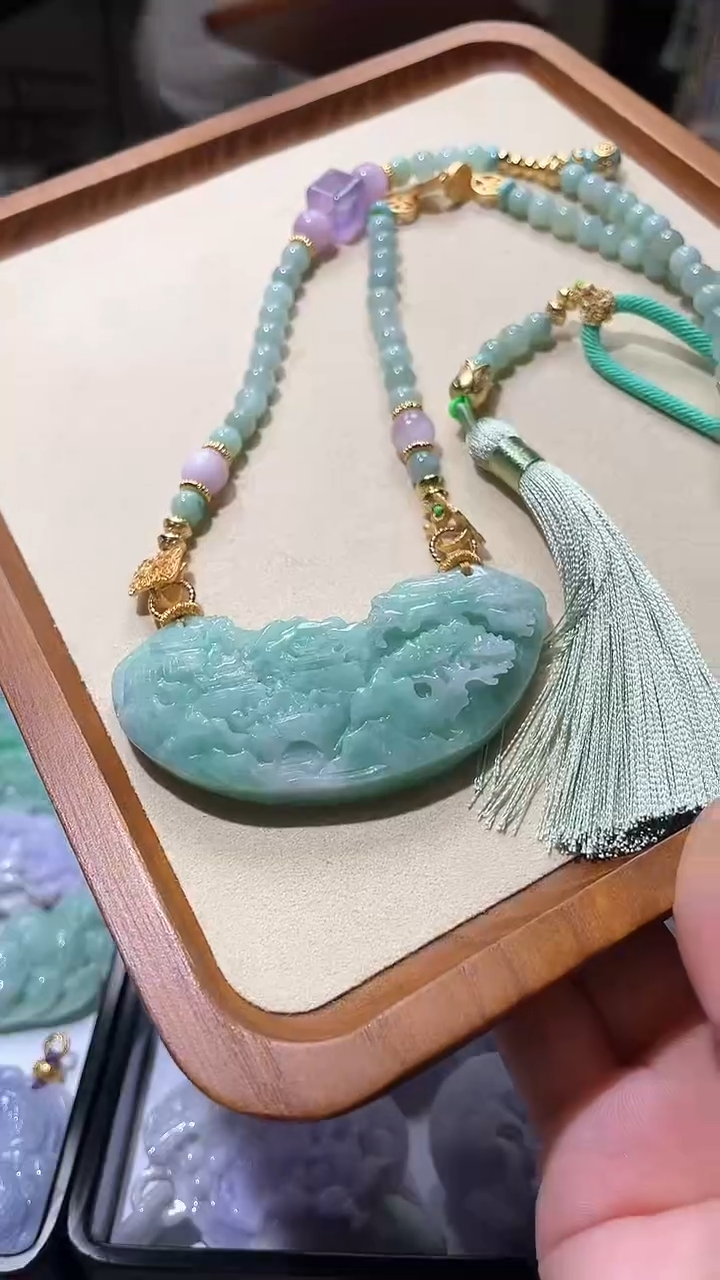 【闪购商品】翡翠颈饰未镶嵌吊坠