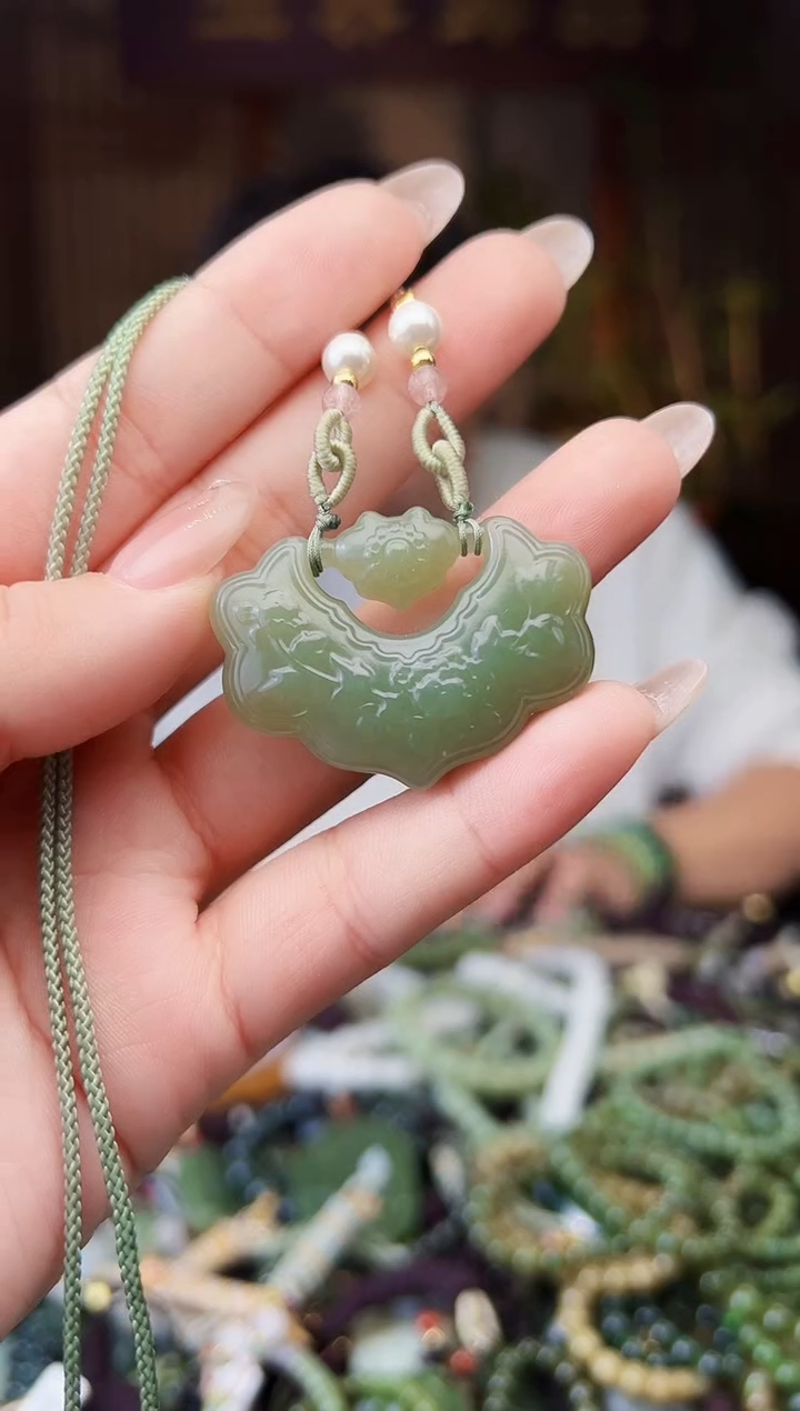 颈饰未镶嵌和田玉多样性发货拍一发一