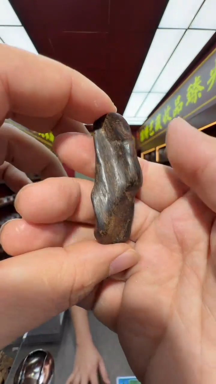 沉香吊坠多样性发一