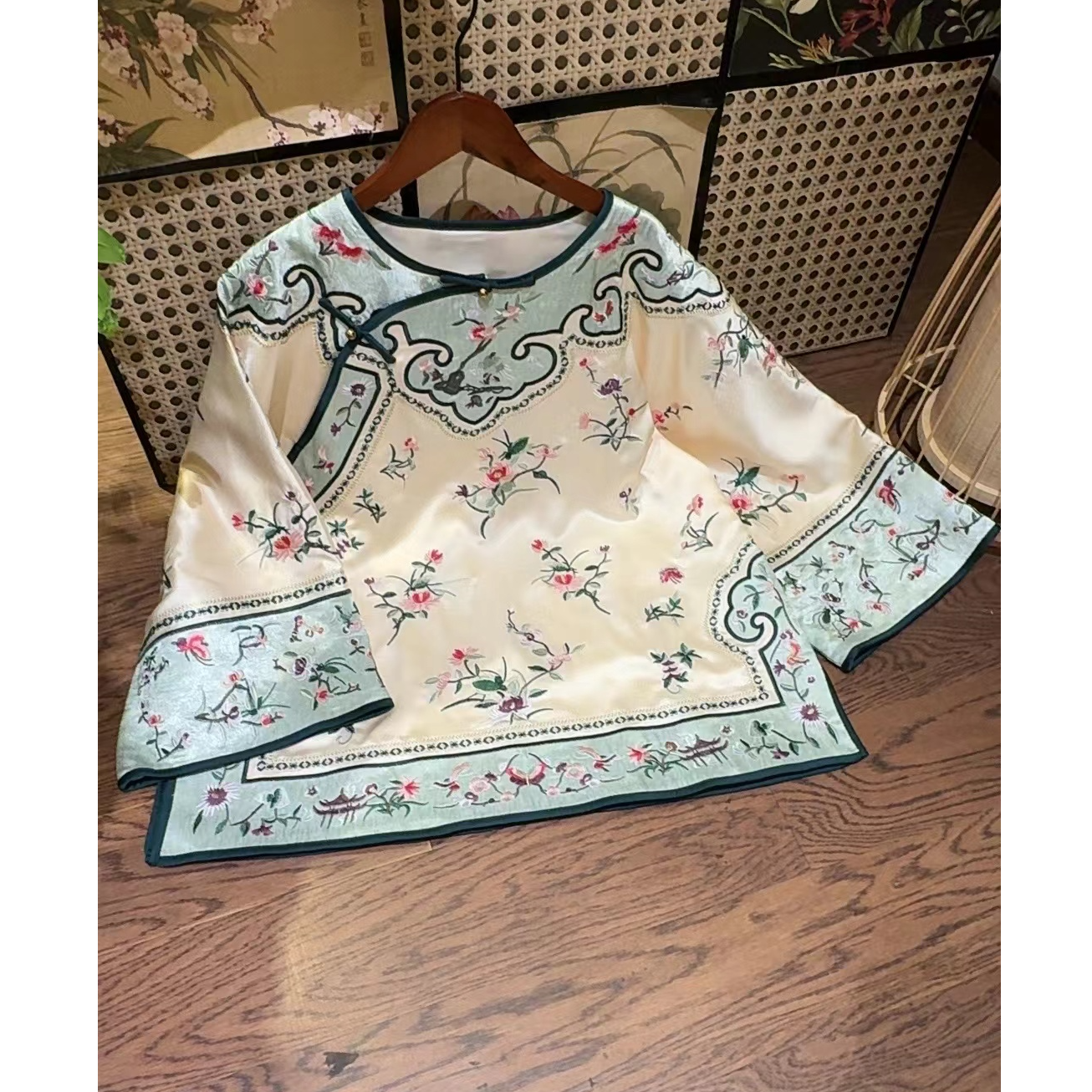太太服裁剪纸样图纸新款唐装国风盘扣新中式缎面提花衬衫样版