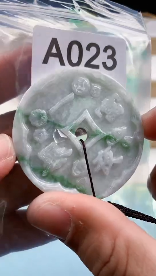 【闪购商品】翡翠挂件未镶嵌天然翡翠吊坠挂件