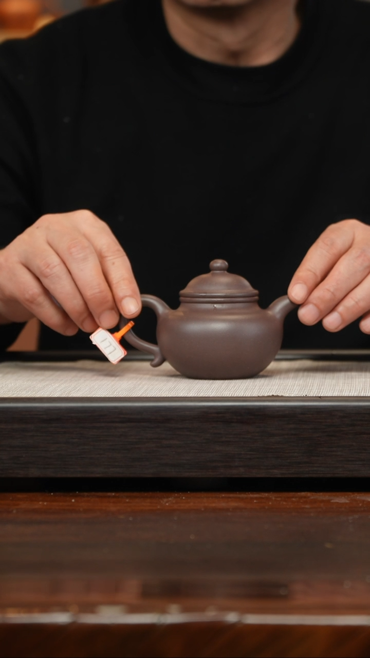 【闪购商品】紫砂茶壶四底莲子（邢）