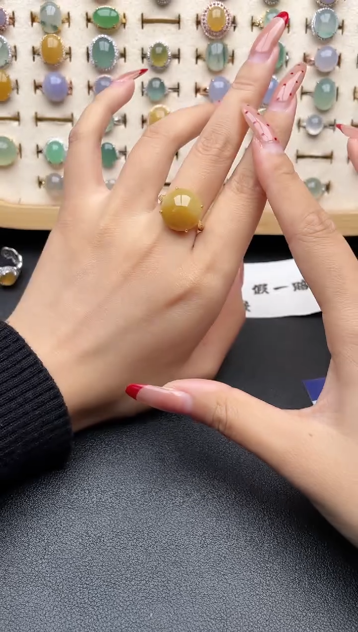 【闪购商品】翡翠戒指银S925镶嵌一物一证一礼盒