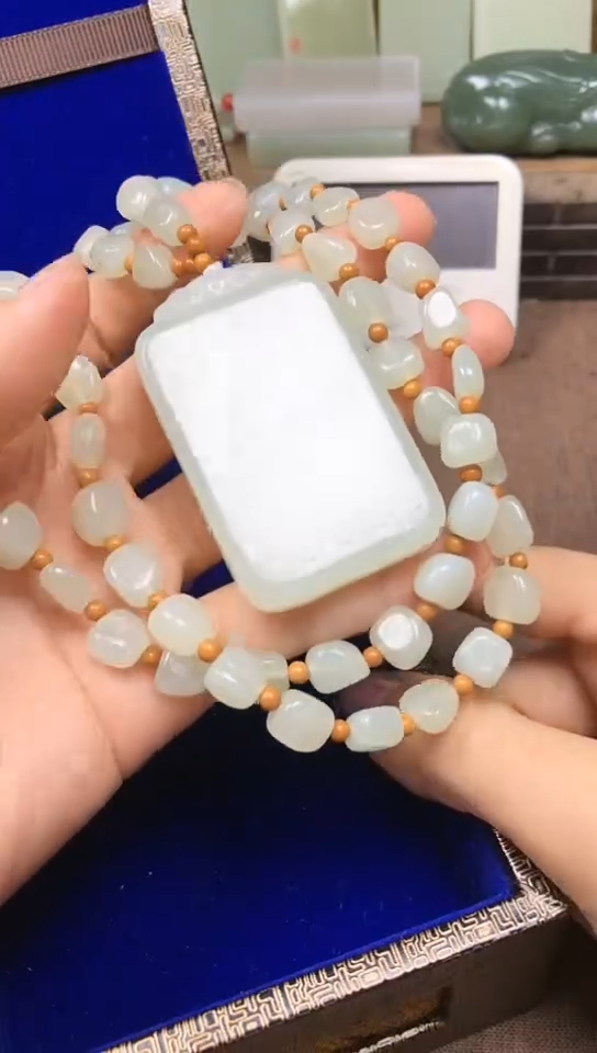 颈饰未镶嵌和田玉梦****来梦想