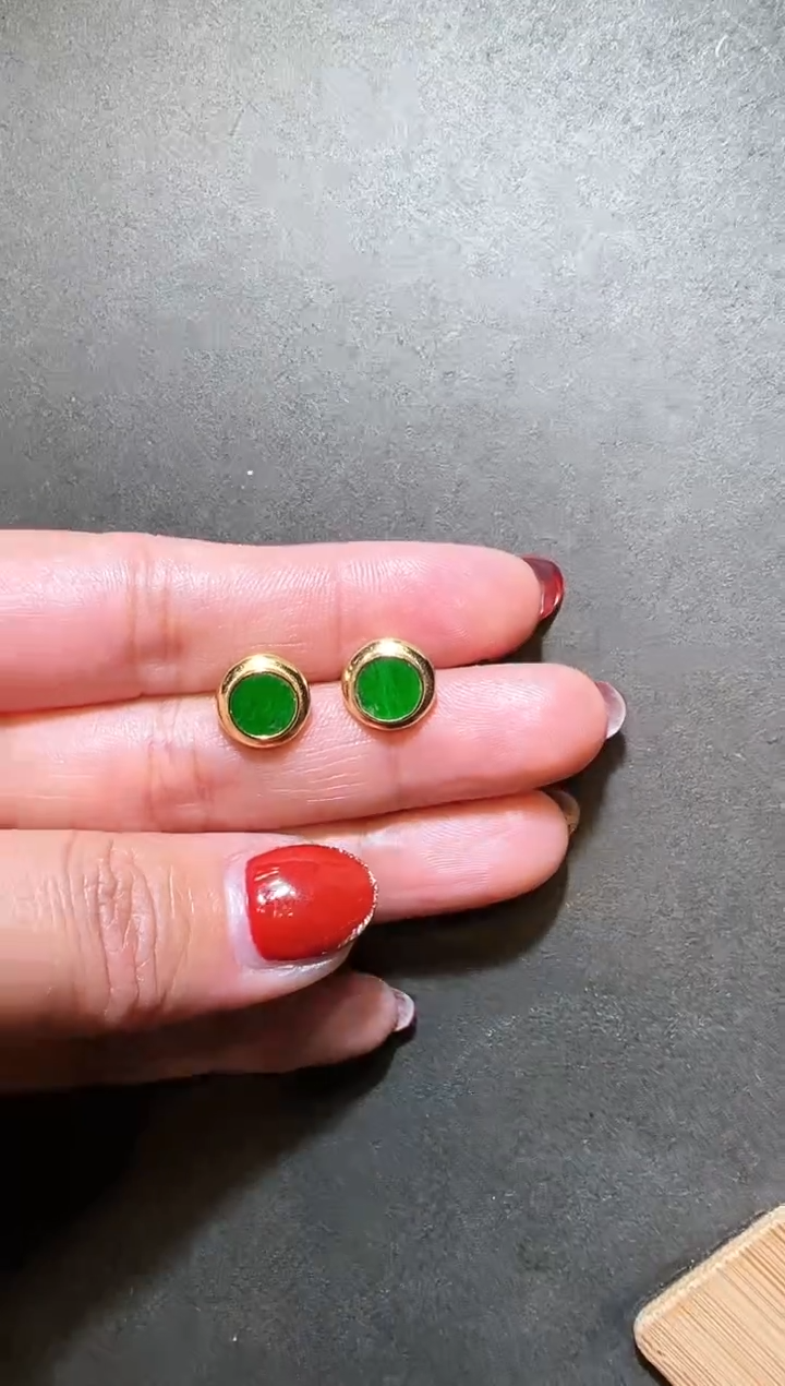 【闪购商品】翡翠耳饰18K金镶嵌圆牌耳钉