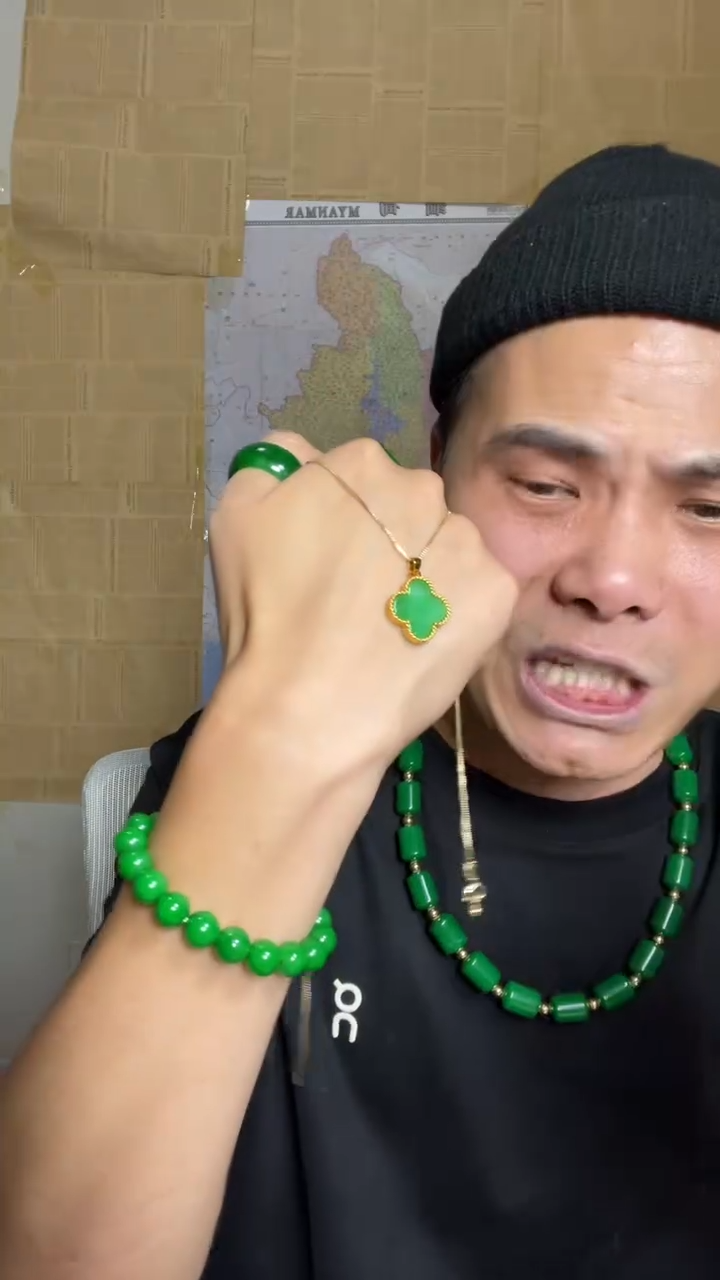 翡翠未镶嵌吊坠(赠链)【小伍珠宝】高端四叶草吊坠