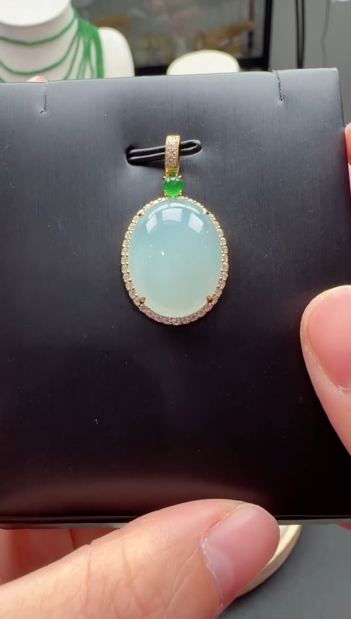 【闪购商品】翡翠吊坠(不含链)18K金镶嵌【海莎一口翠】翡翠挂件1