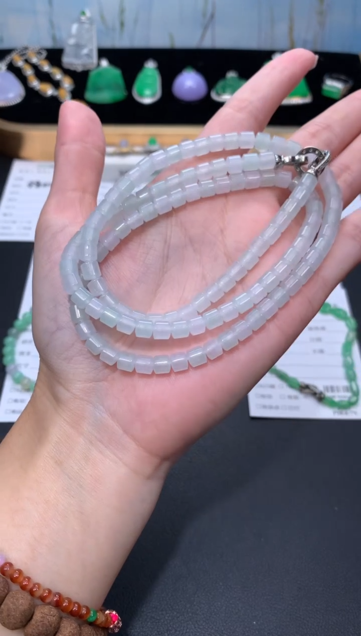 未镶嵌定制翡翠48小时鉴赏期 退货不扣服务费