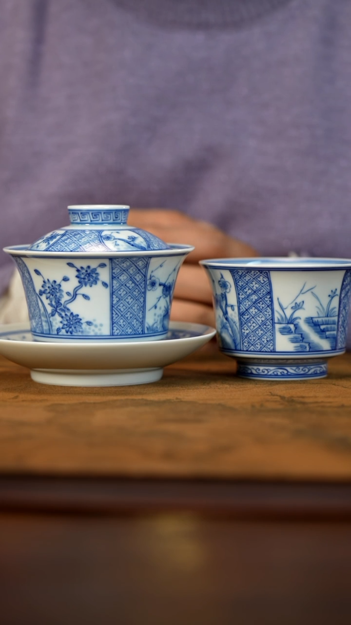 【闪购商品】青花开窗梅兰竹菊盖碗+杯