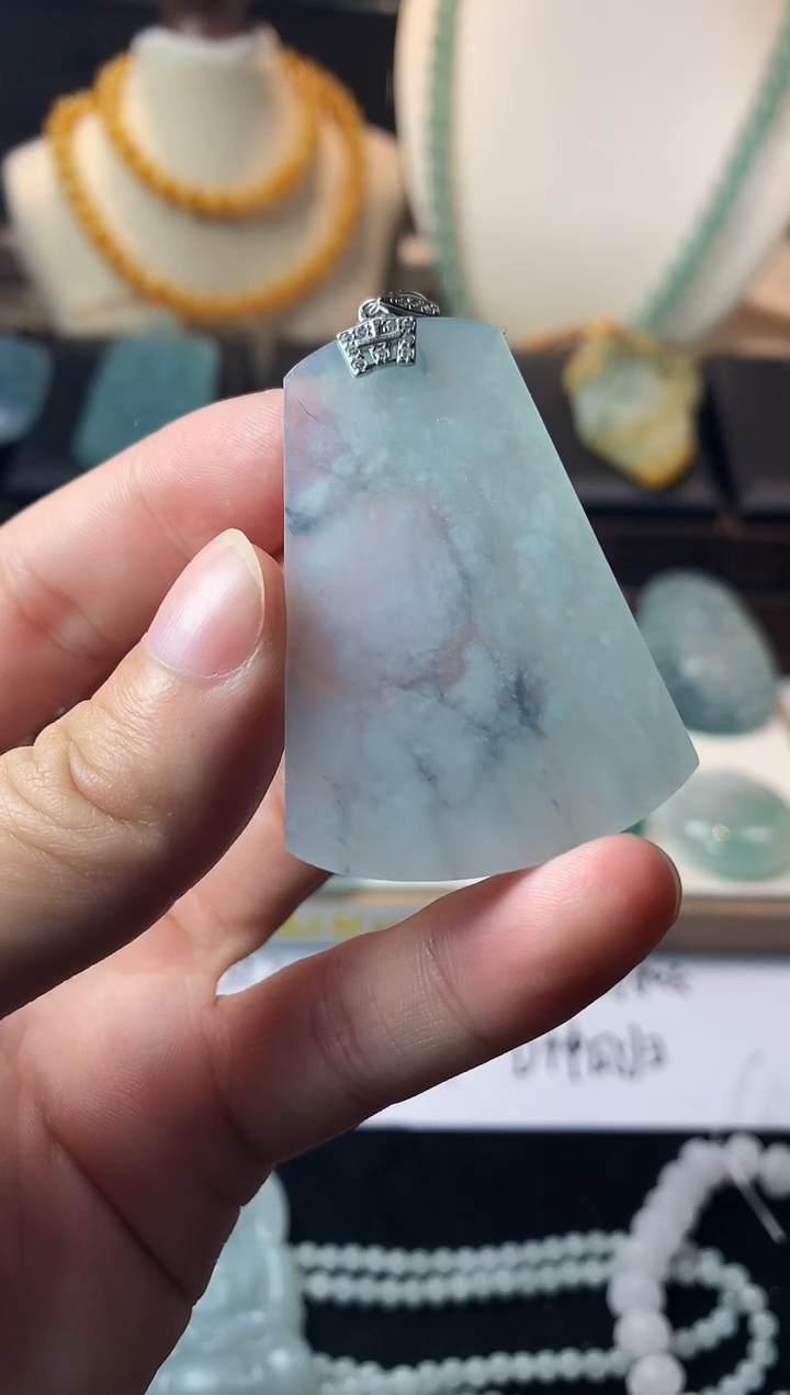 未镶嵌定制翡翠猫*毛货不退不换