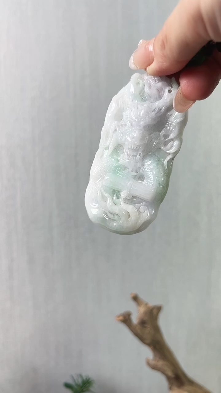 【闪购商品】翡翠颈饰未镶嵌龙牌