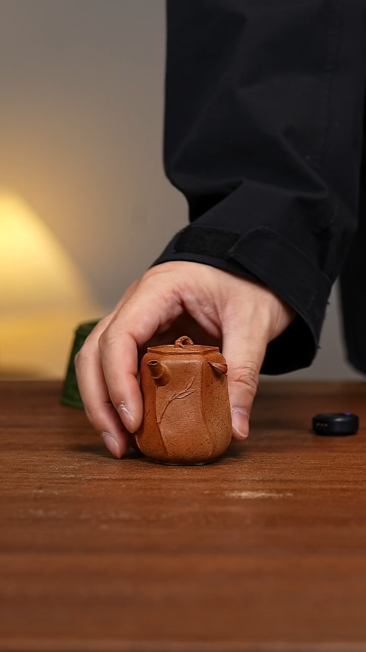 茶壶紫砂竹影抓壶