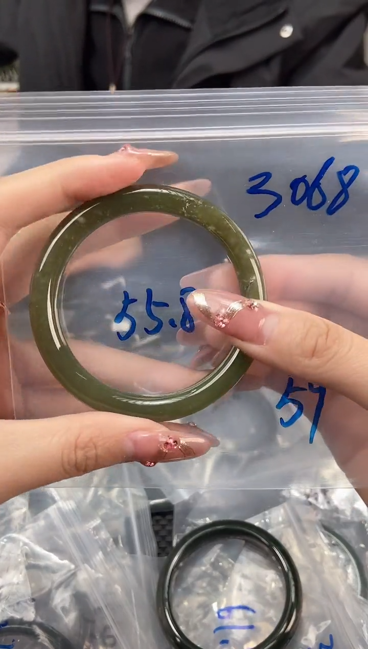 【闪购商品】和田玉手镯未镶嵌天然和田玉3068