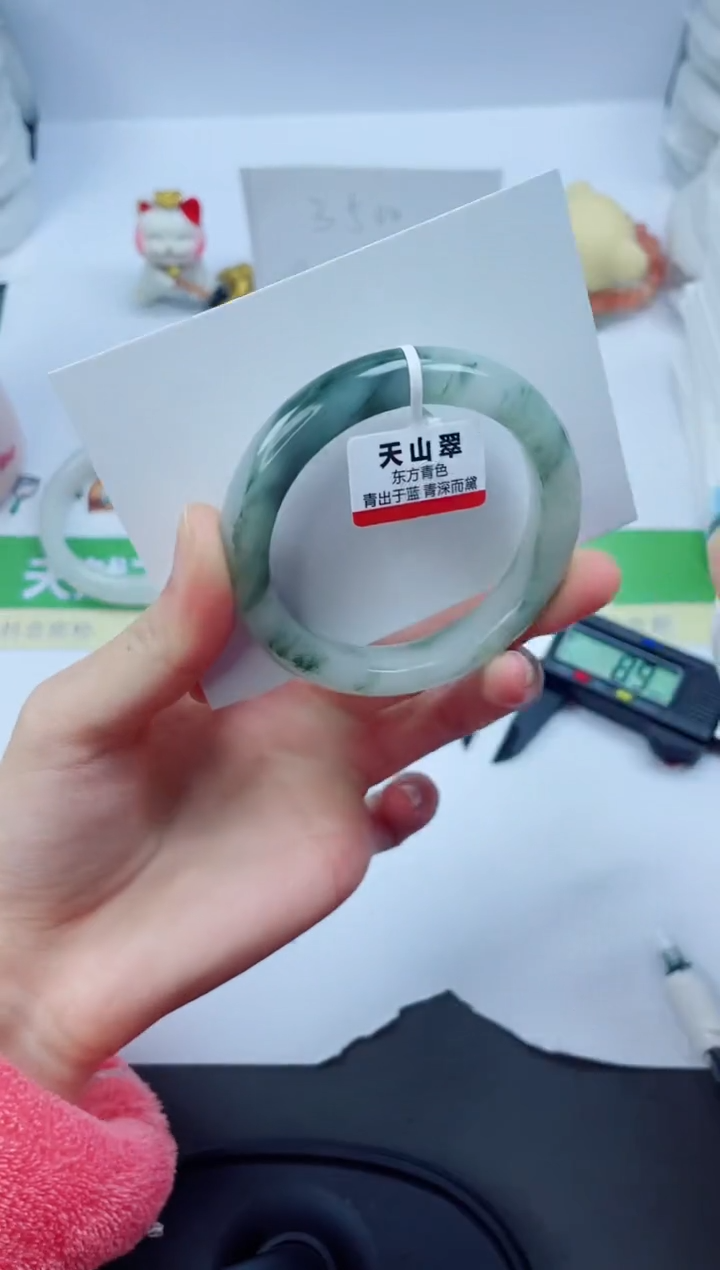 【闪购商品】石英质玉手镯未镶嵌15-52