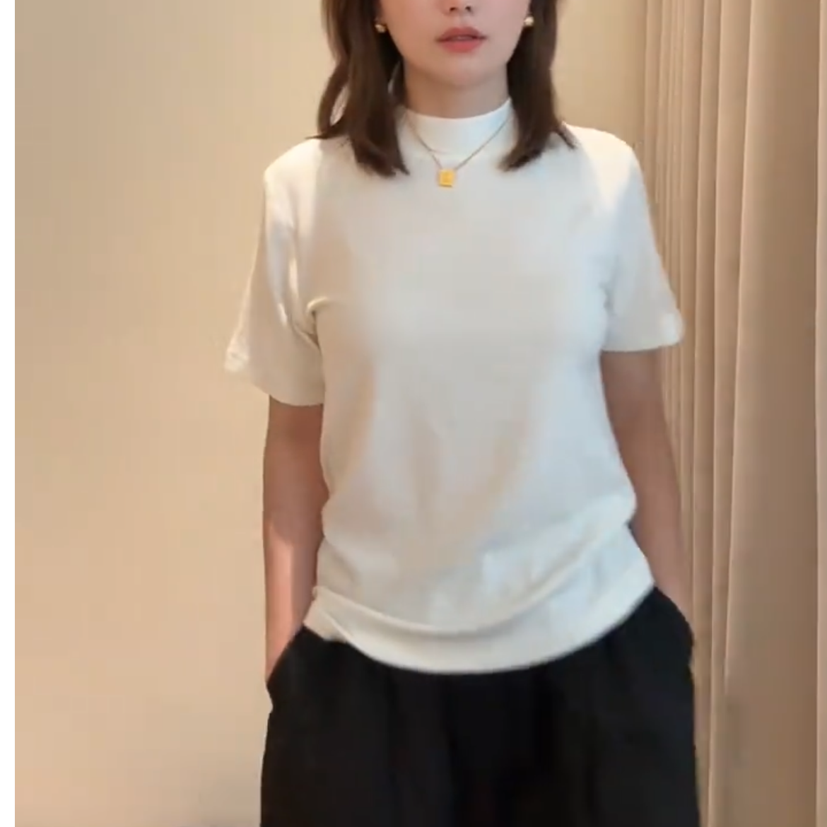 秋季新款 简约纯色显瘦百搭半高领气质外穿打底上衣