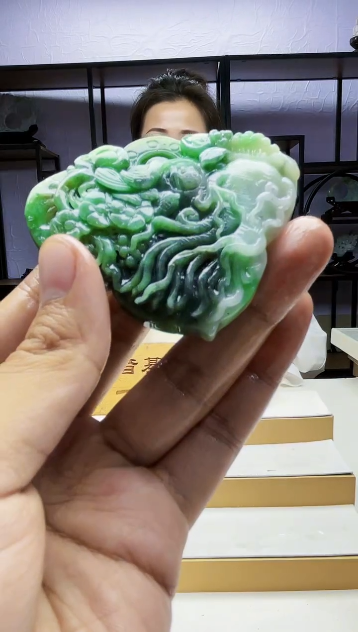 【闪购商品】定制翡翠未镶嵌毛货01240011