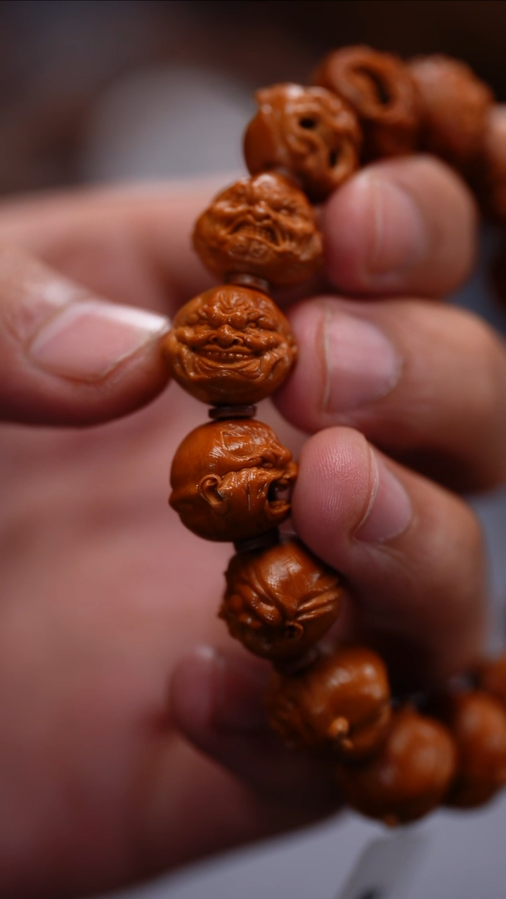 【闪购商品】橄榄核吊坠更厉害