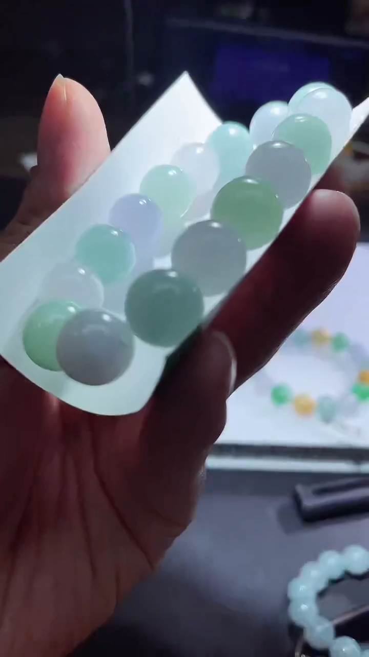 【闪购商品】定制翡翠未镶嵌翡翠
