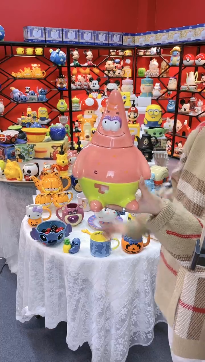 【闪购商品】.@@派大星陶瓷饼干罐