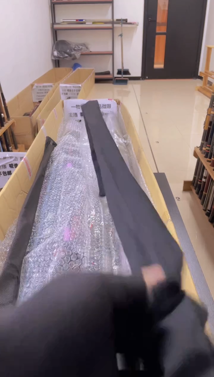 锋**时孤品微瑕疵，以直播间讲解为准，+10元，发顺丰，慎拍。